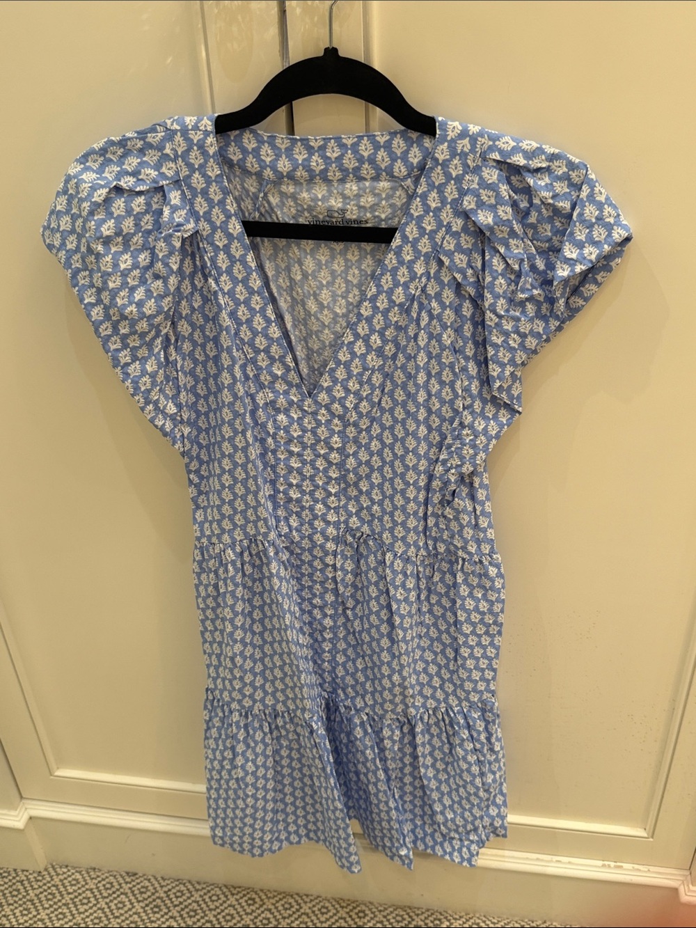Women's XXS Vineyard Vines Light Blue White Floral V-neck Tiered Dress pockets